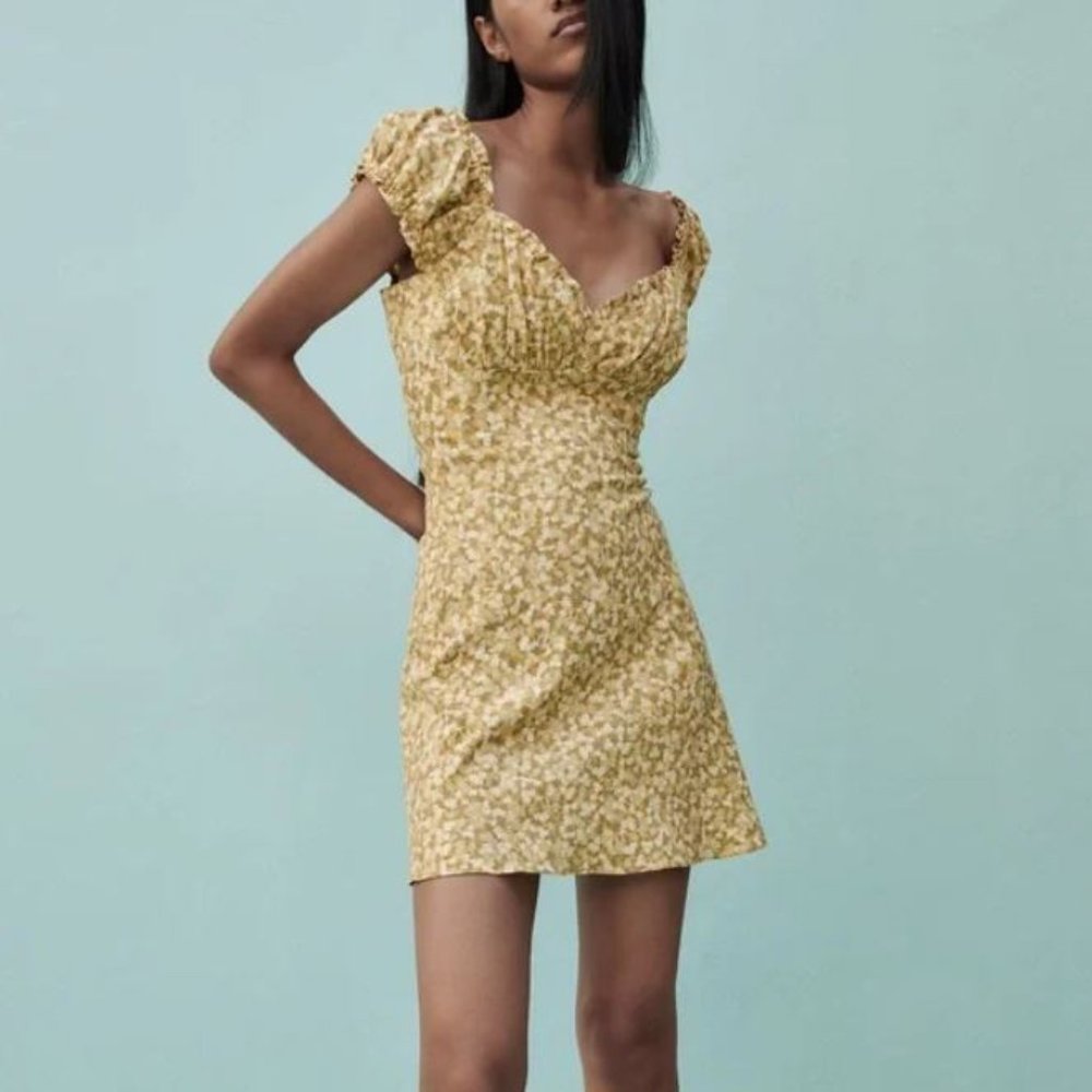 NWOT!! Zara Floral Yellow Mini Dress XS